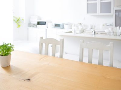 Stół kuchenny - najlepsze rozwiązanie kuchenne dla nowoczesnej rodziny